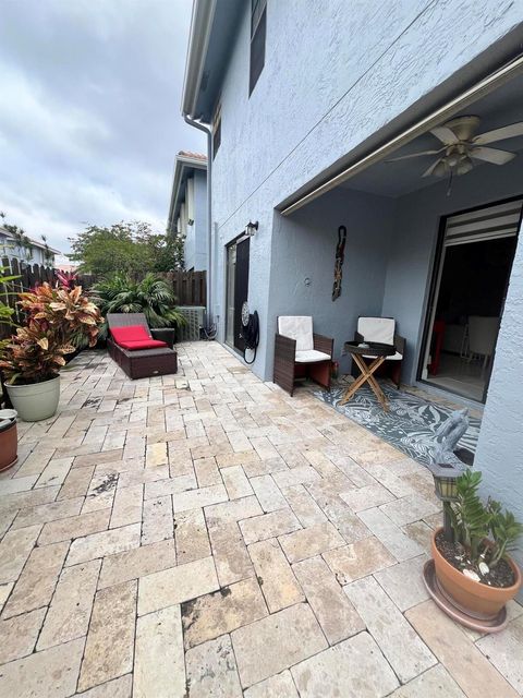 listing image 44