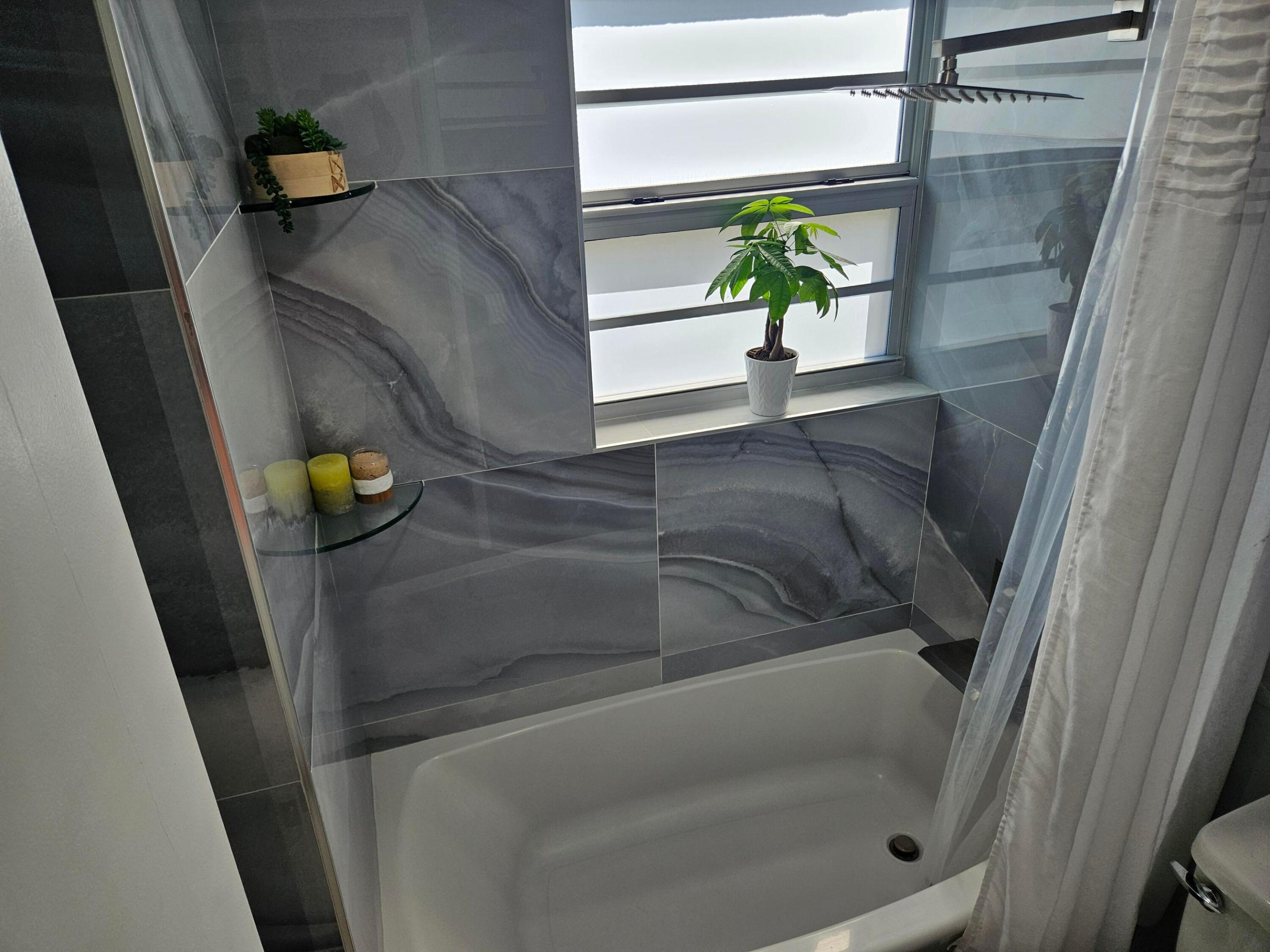 MAYFAIR ARMS CO-OP - Residential