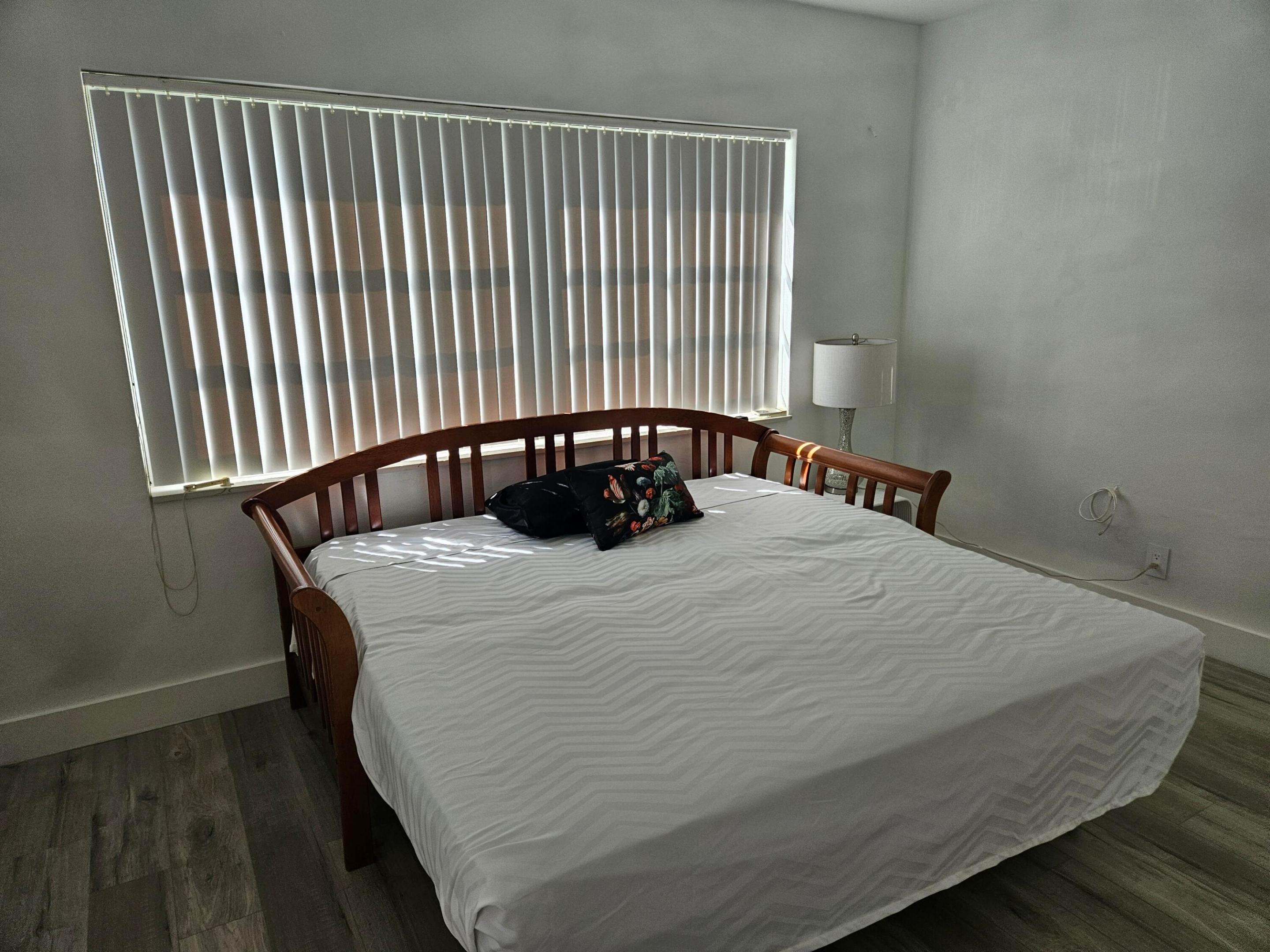 MAYFAIR ARMS CO-OP - Residential