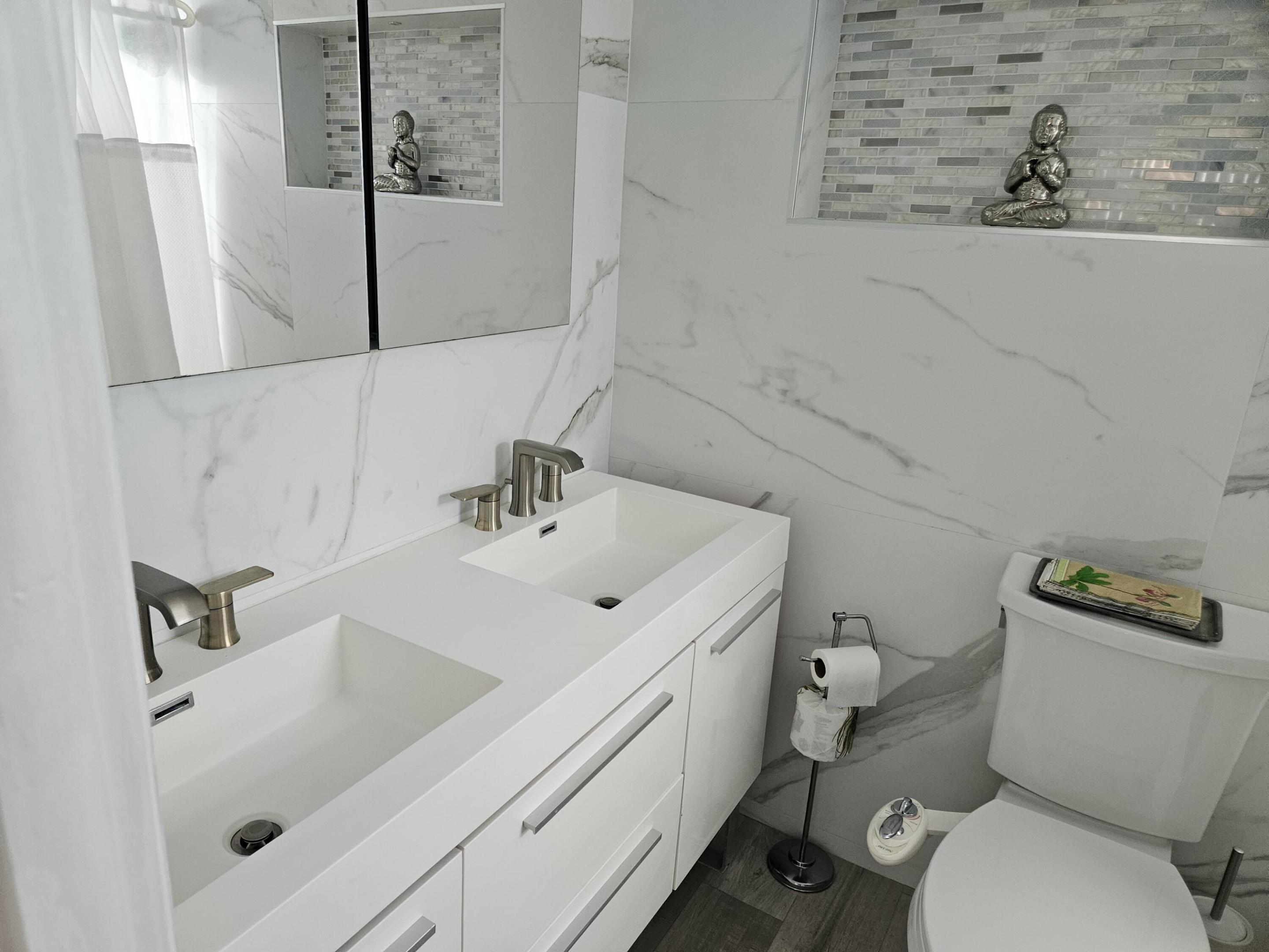 MAYFAIR ARMS CO-OP - Residential