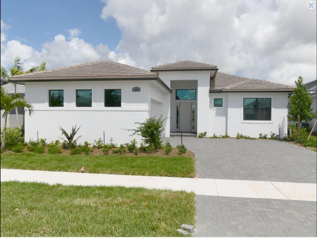 Photo of 10194 SW Latium Way, Port Saint Lucie, FL 34987 (MLS # R11033233)