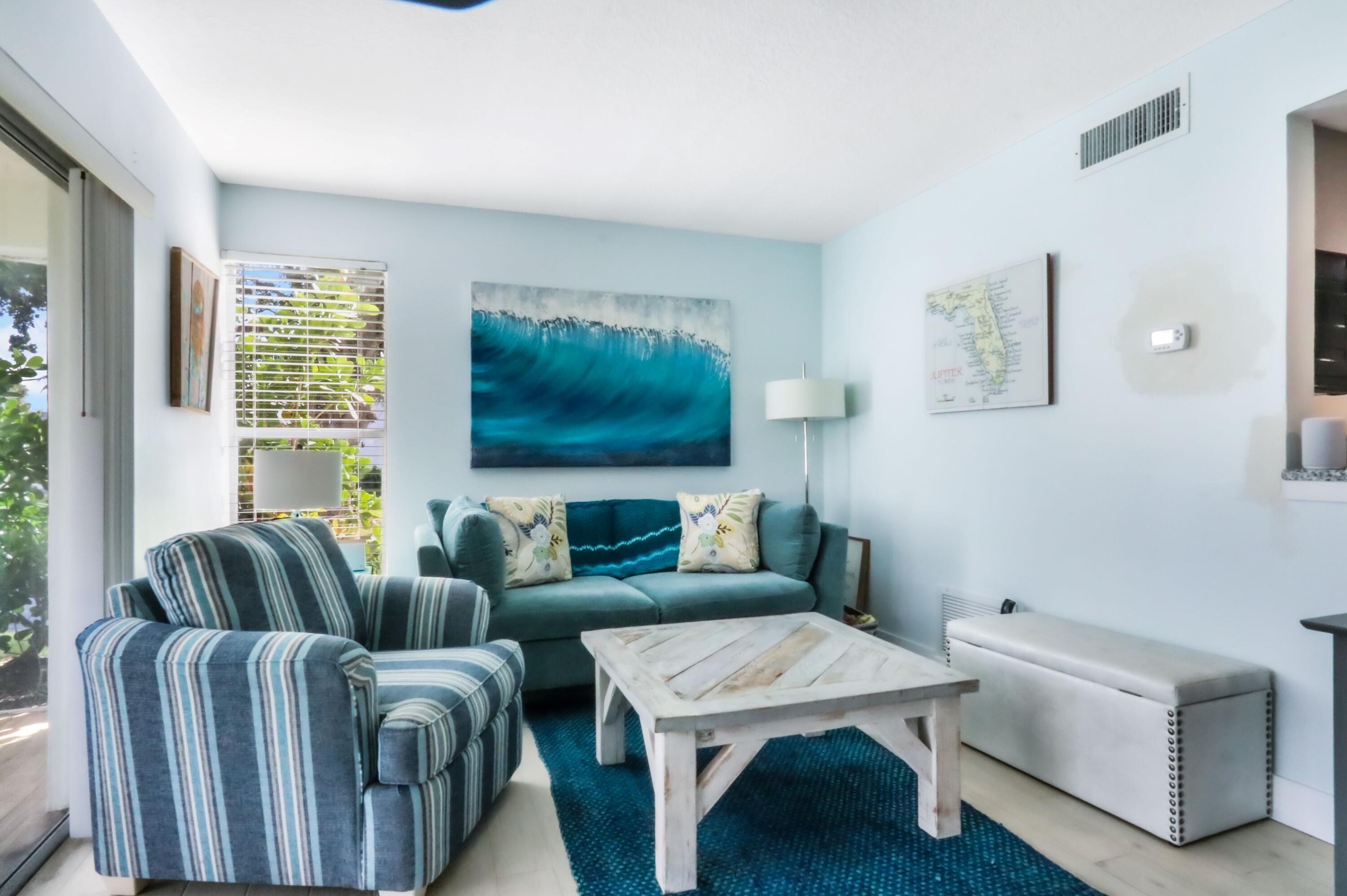 POOLSIDE VILLAS AT THE RACQUET CLUB CONDO FILE - Residential Lease