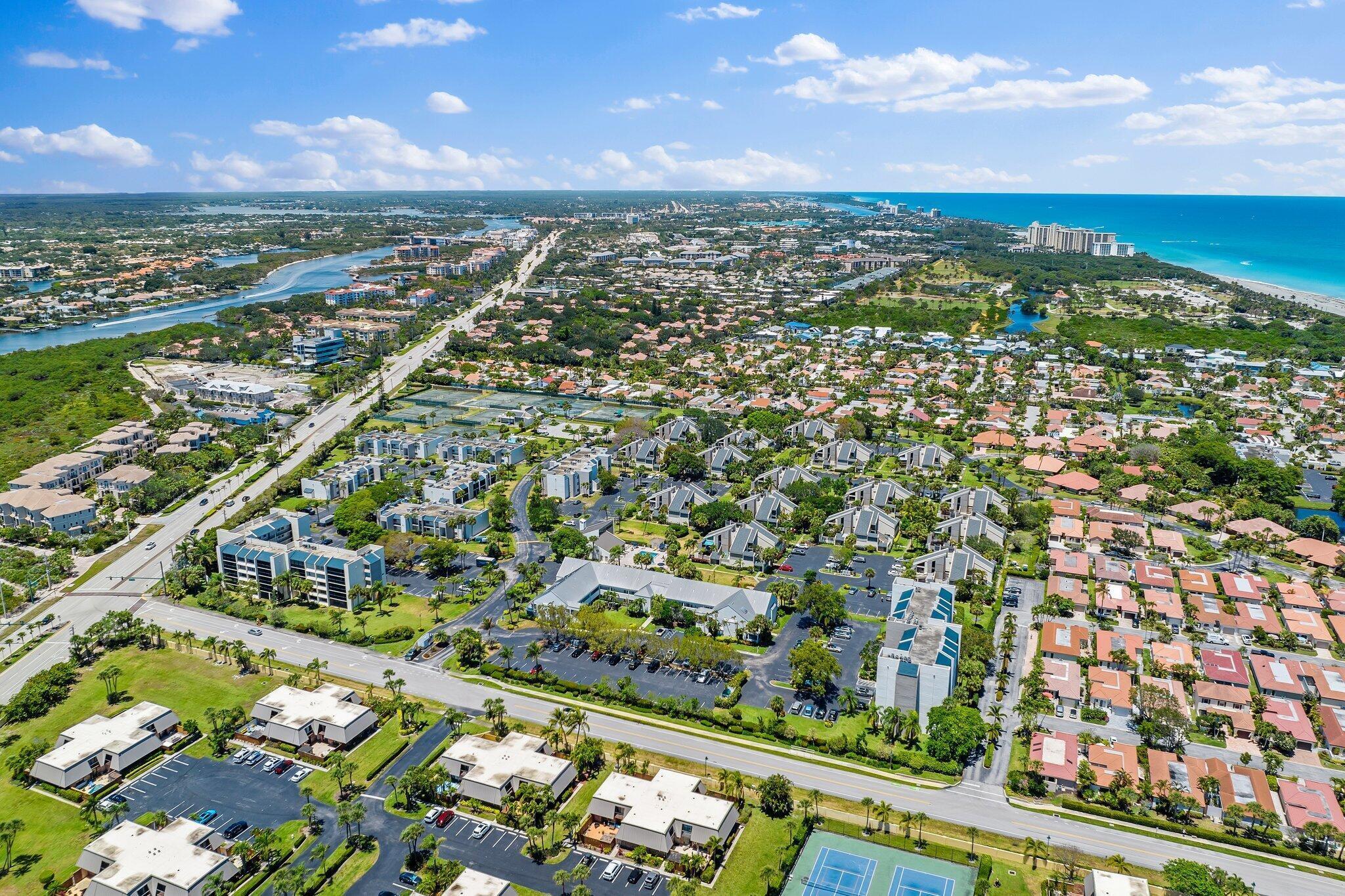 POOLSIDE VILLAS AT THE RACQUET CLUB CONDO FILE - Residential Lease