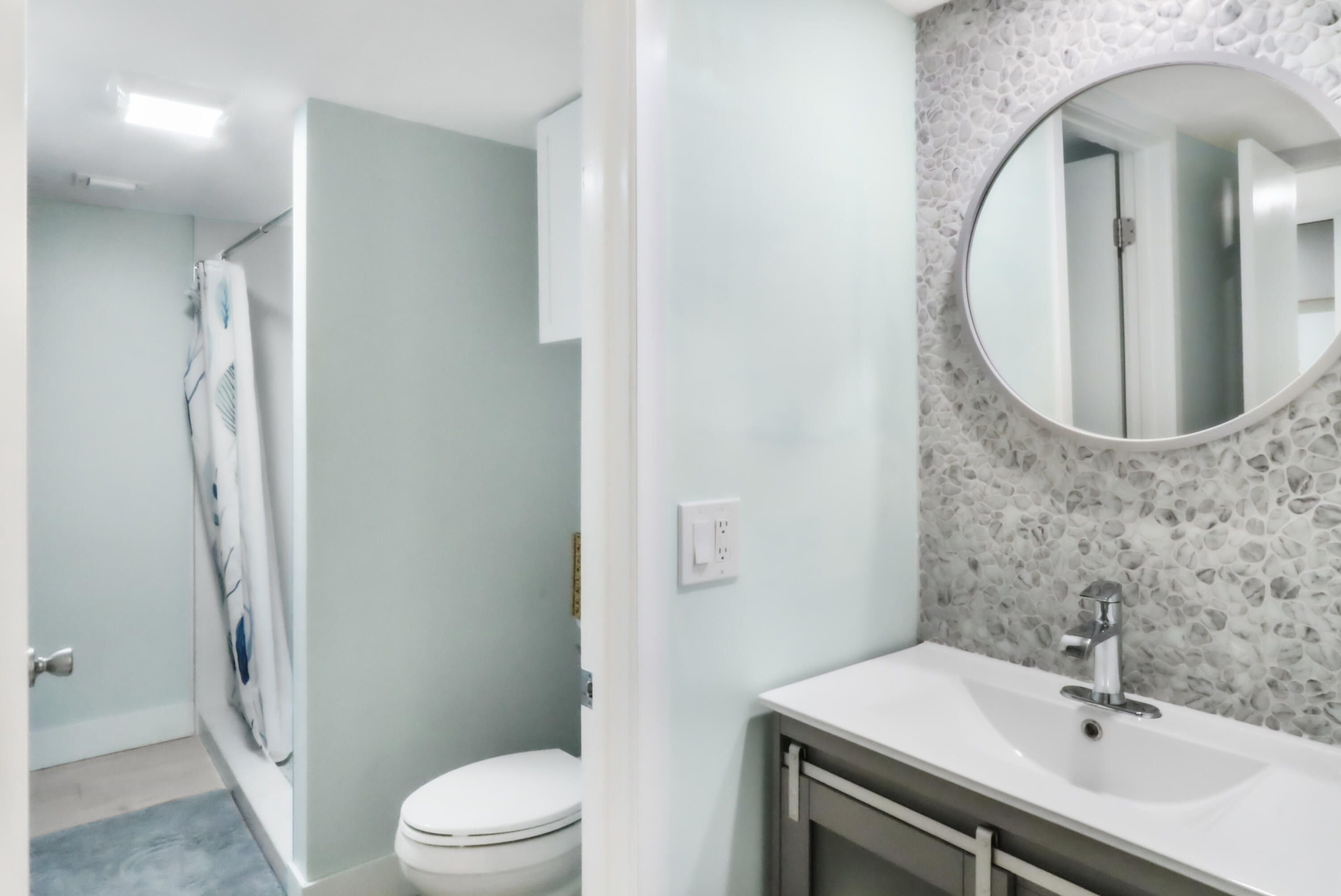 POOLSIDE VILLAS AT THE RACQUET CLUB CONDO FILE - Residential Lease