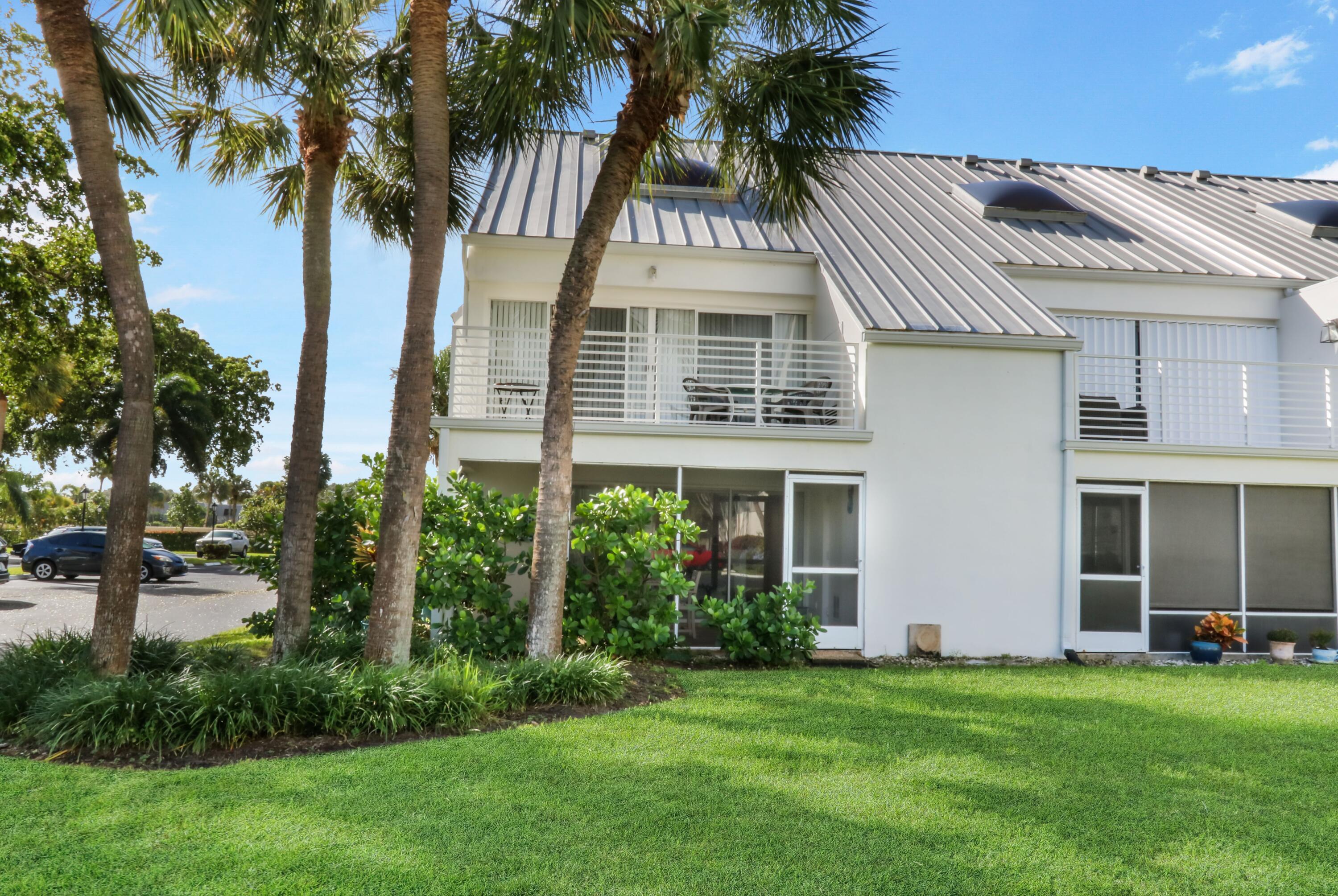 POOLSIDE VILLAS AT THE RACQUET CLUB CONDO FILE - Residential Lease