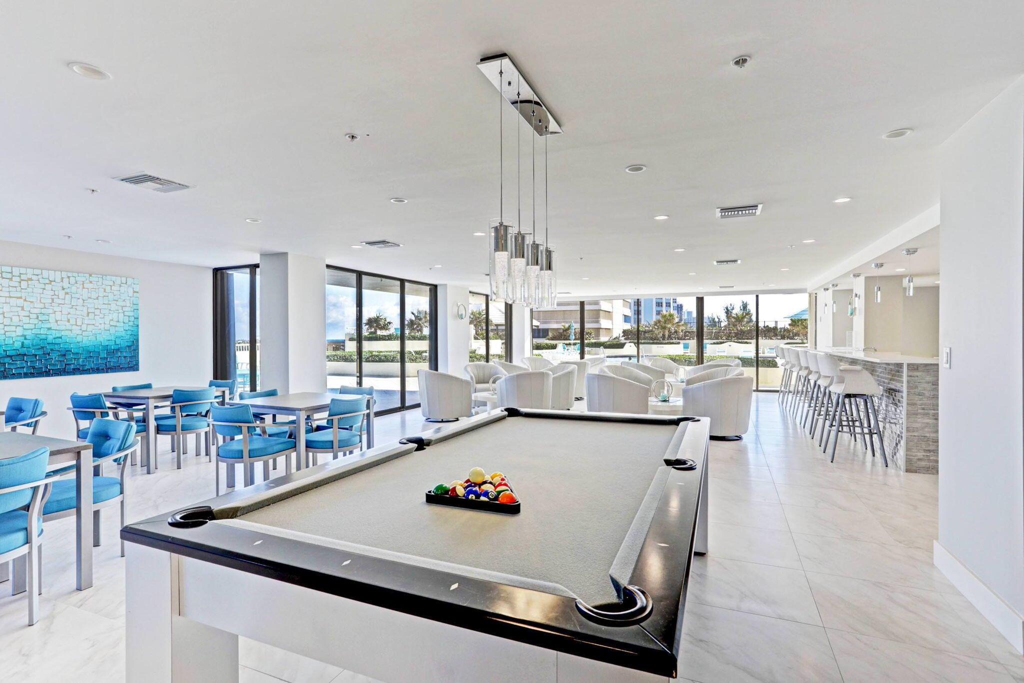 REACHES CONDO - Residential