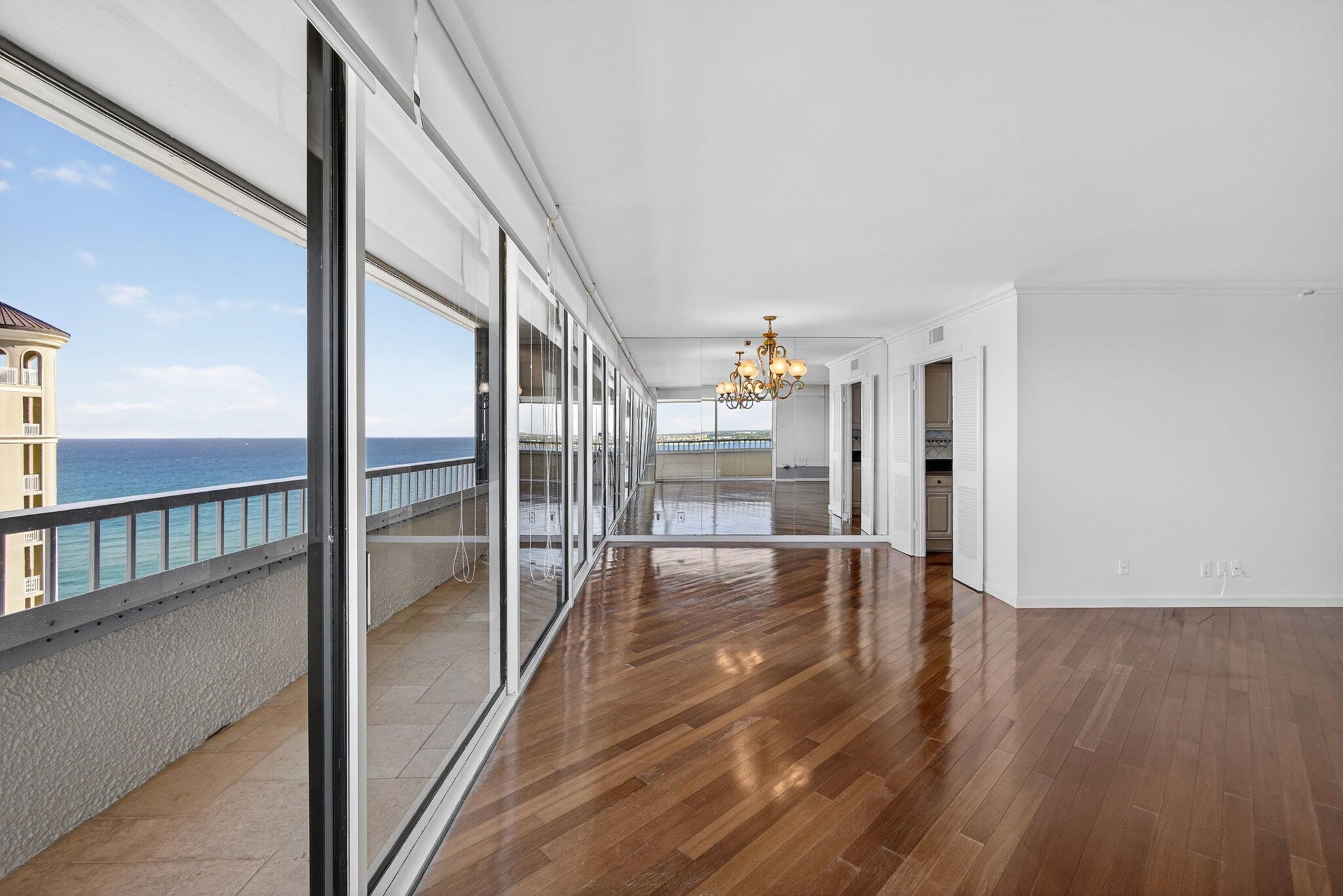 REACHES CONDO - Residential