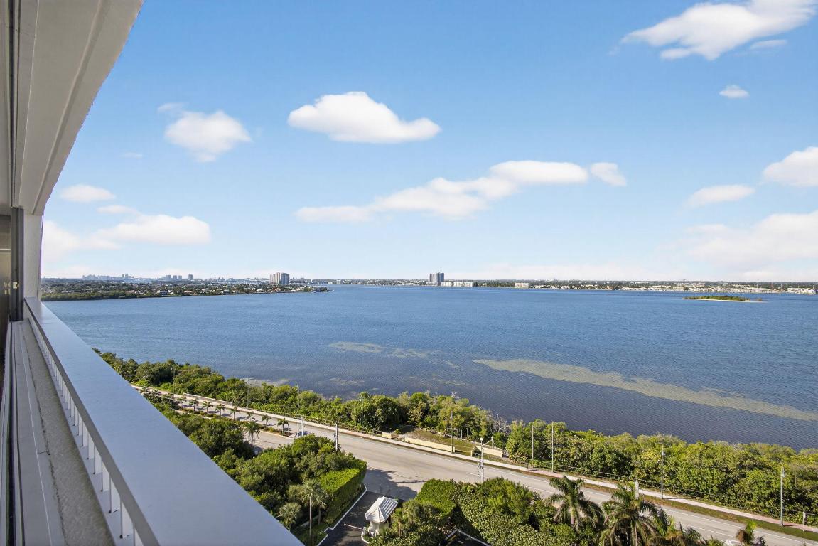 REACHES CONDO - Residential