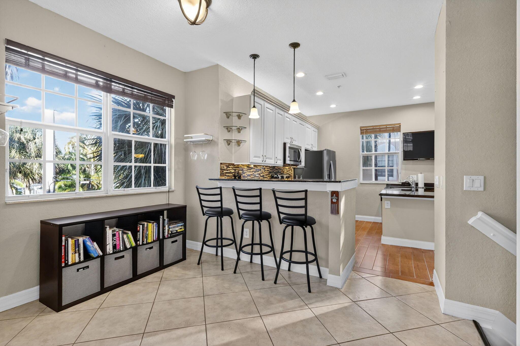 THE HARBORS - Residential