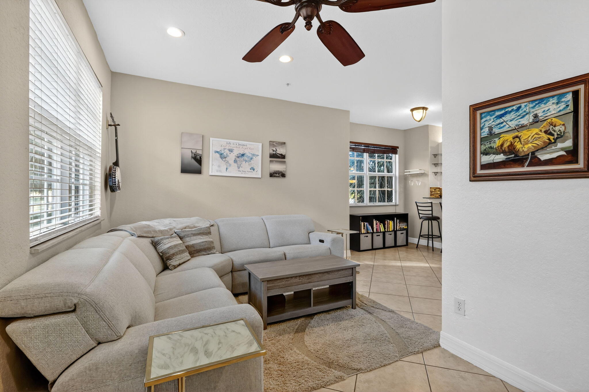 THE HARBORS - Residential