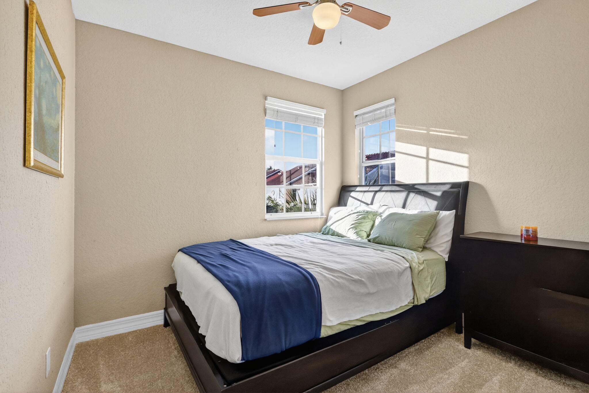 THE HARBORS - Residential