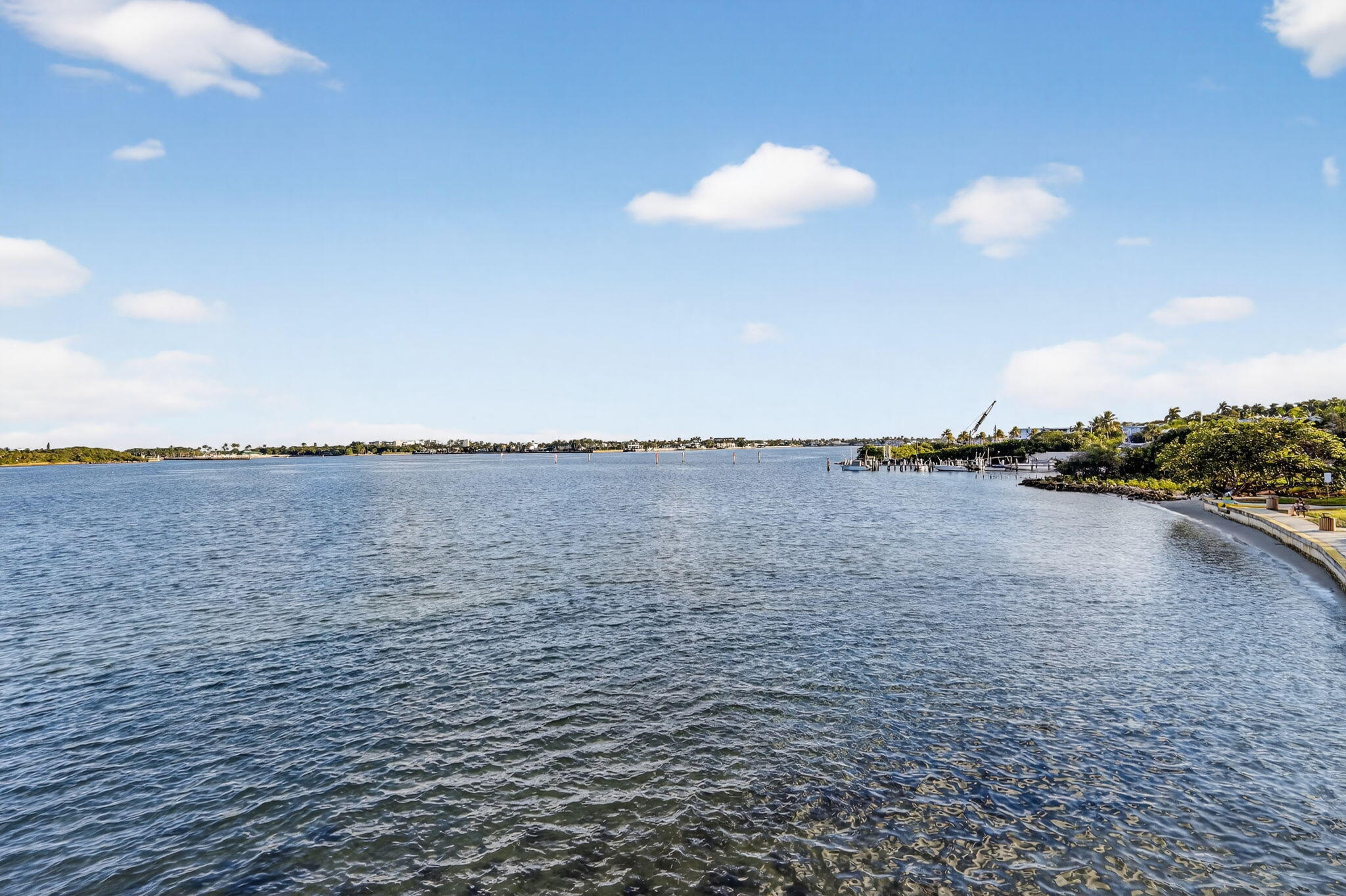 THE HARBORS - Residential