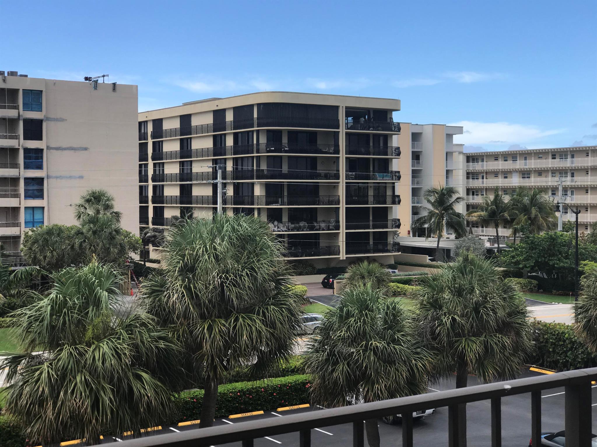 SOUTHGATE CONDO - Residential Lease