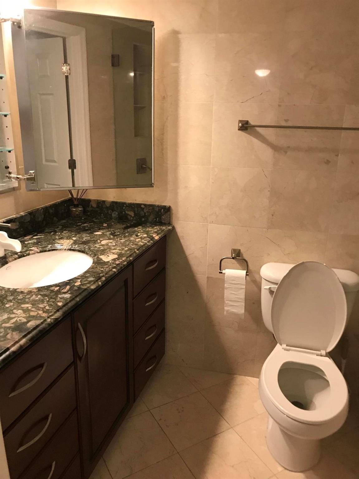 SOUTHGATE CONDO - Residential Lease