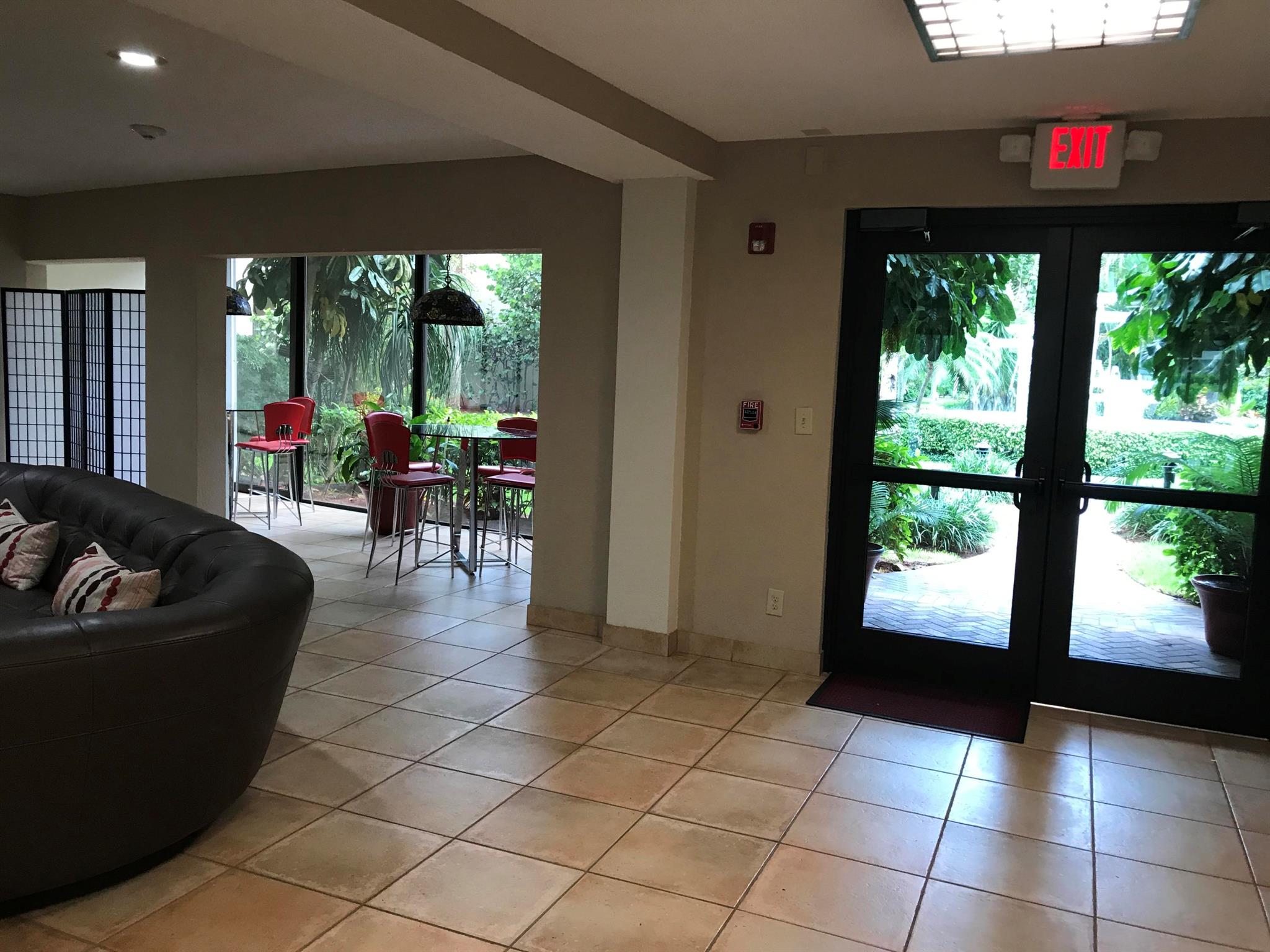 SOUTHGATE CONDO - Residential Lease