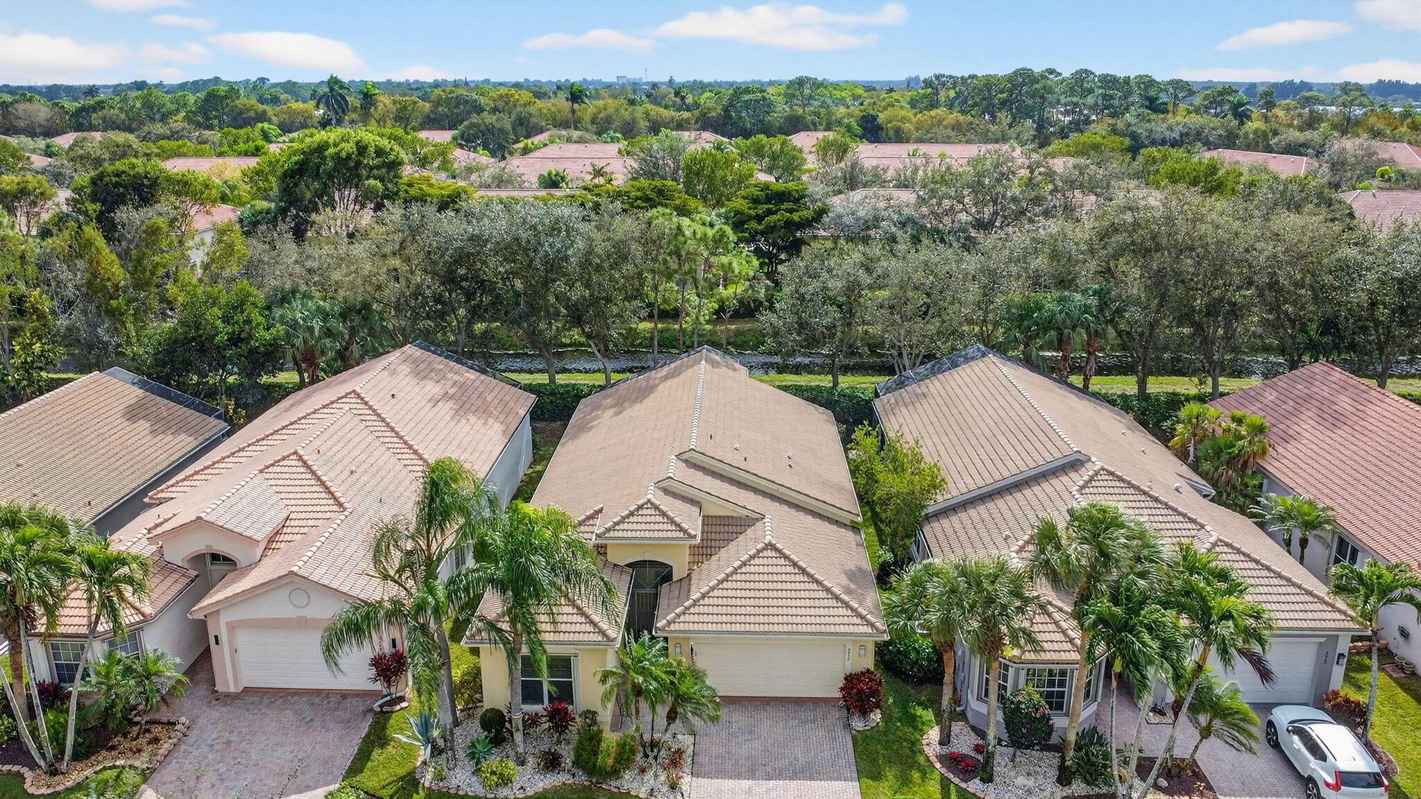 VALENCIA SHORES 5 - Residential