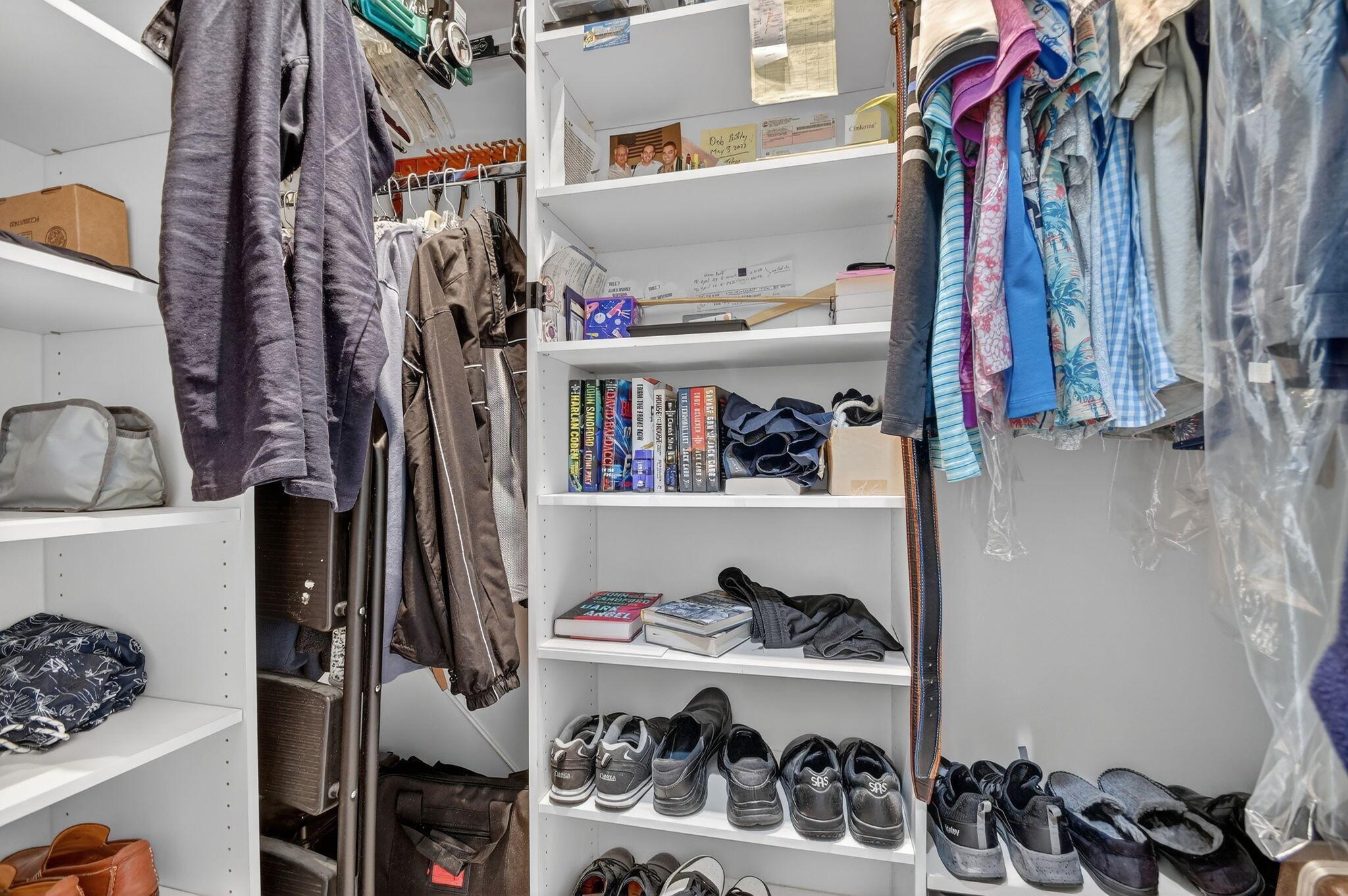 VALENCIA SHORES 5 - Residential