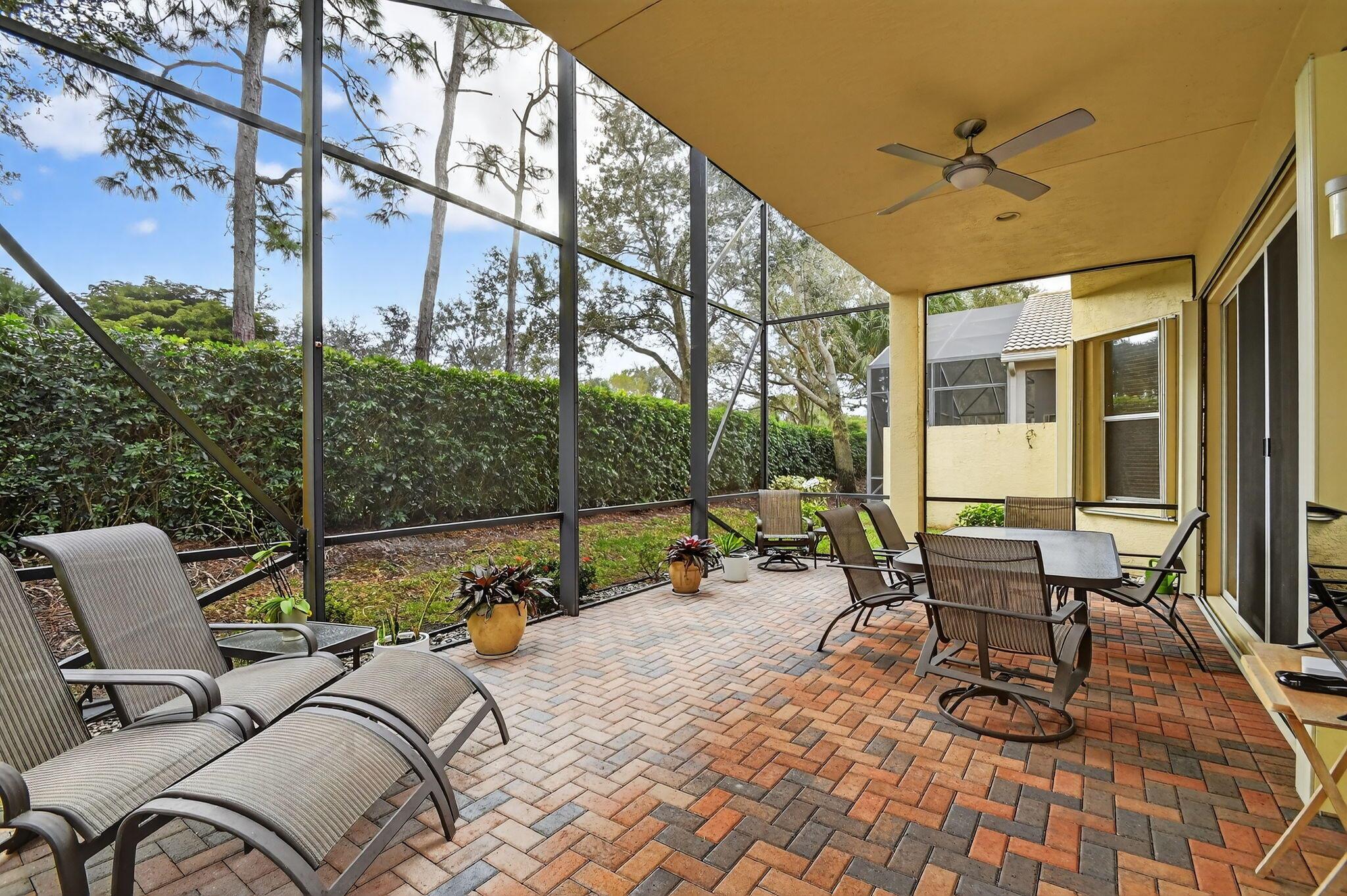 VALENCIA SHORES 5 - Residential