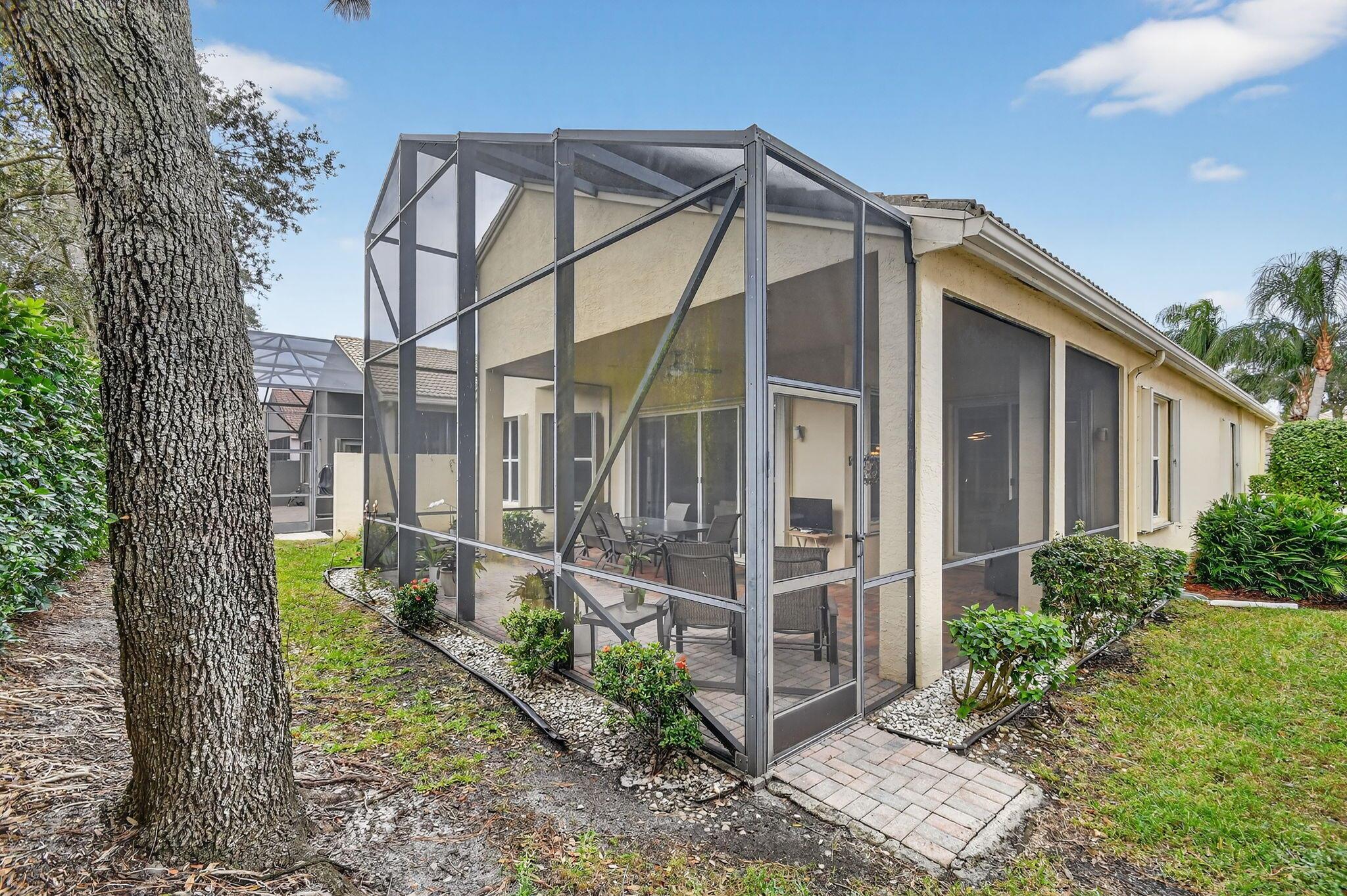 VALENCIA SHORES 5 - Residential