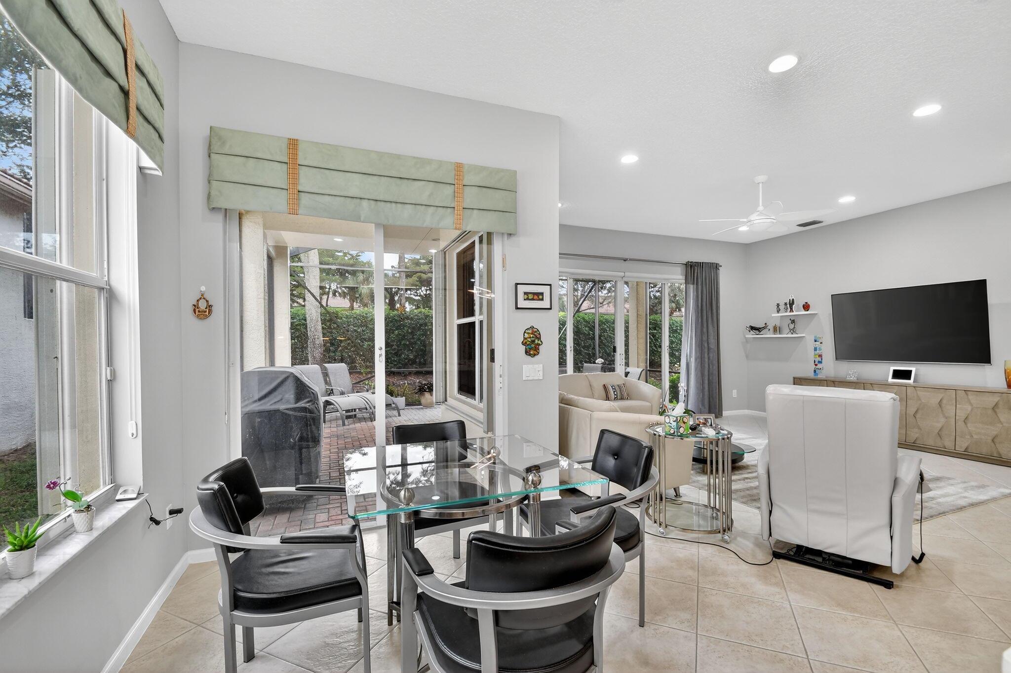 VALENCIA SHORES 5 - Residential