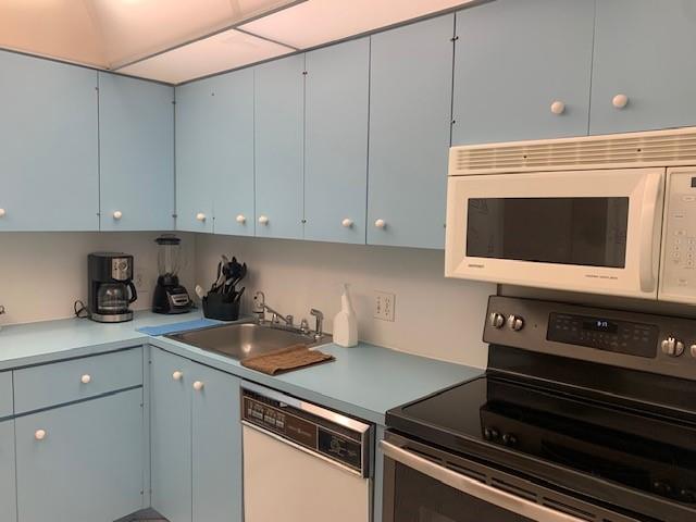 Photo 9 of 20 of 3000 S course 304 condo