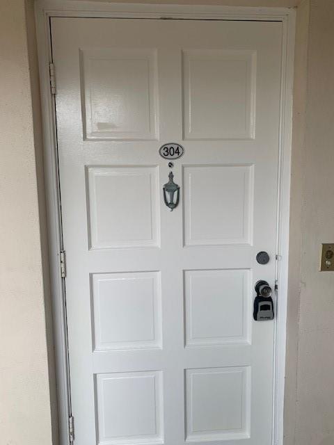 Photo 2 of 20 of 3000 S course 304 condo