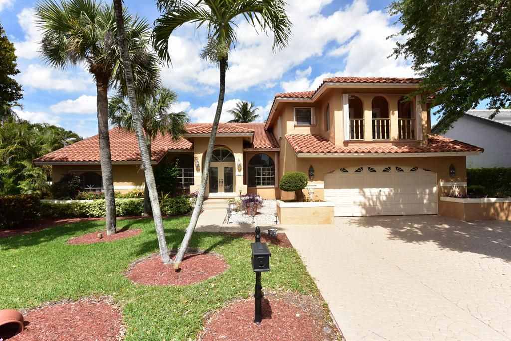 Photo of 2235 SW 16th Place, Boca Raton, FL 33486 (MLS # R10698803)