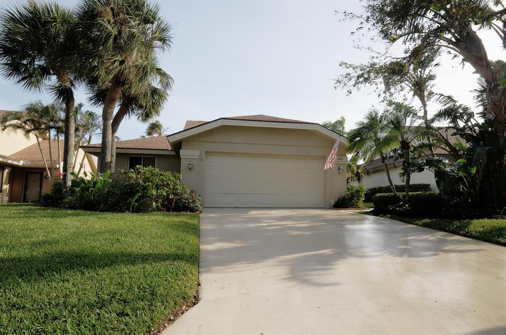Spacious 3 bdr/2bath home with 2 car garage. Beautiful oceanside Jupiter location in the Ridge at the Bluffs. Close to the beach, shops and restaurants. Enjoy the sunrise and the ocean breeze from your back yard. Community offers Olympic size heated pool, tennis, basketball courts, Pickleball and playground. No smoking permitted.