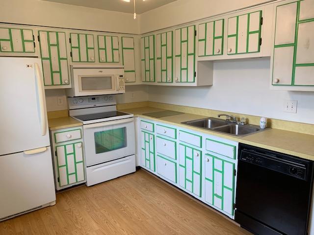 ISLAND HOUSE CONDOMINIUM PHASE I - Residential