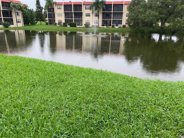 ISLAND HOUSE CONDOMINIUM PHASE I - Residential