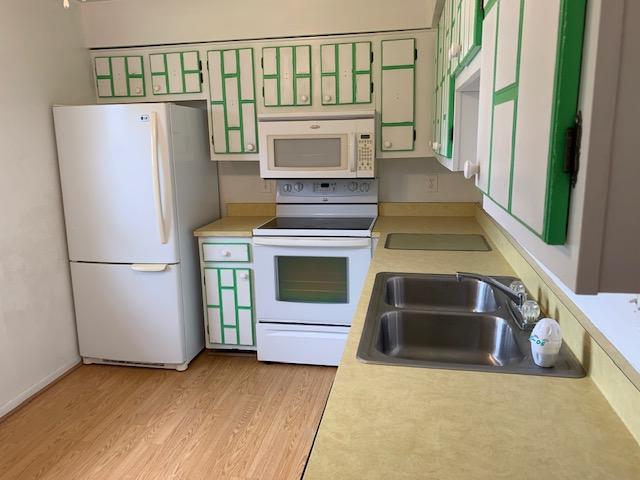 ISLAND HOUSE CONDOMINIUM PHASE I - Residential