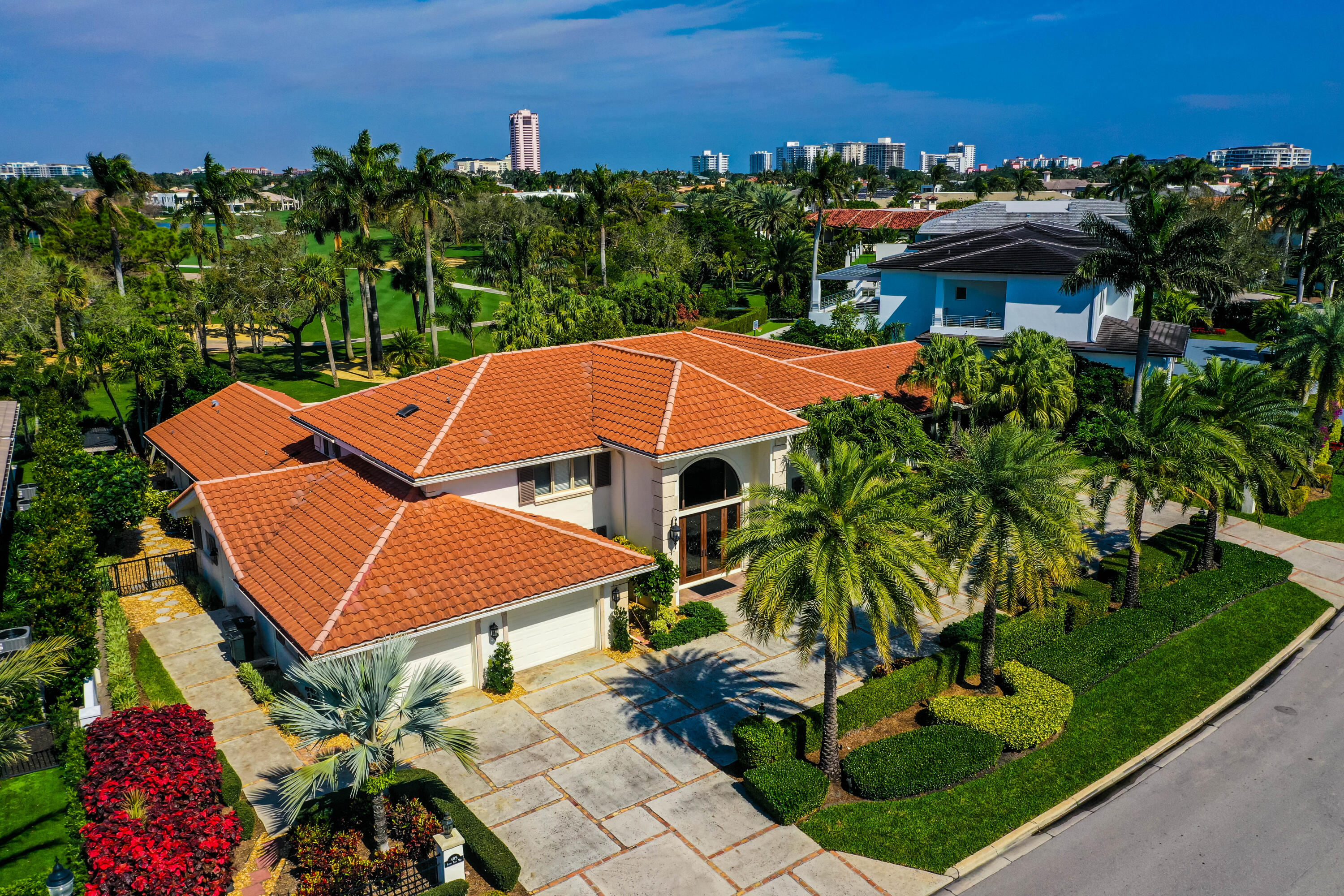 ROYAL PALM YACHT & COUNTRY CLUB - Residential