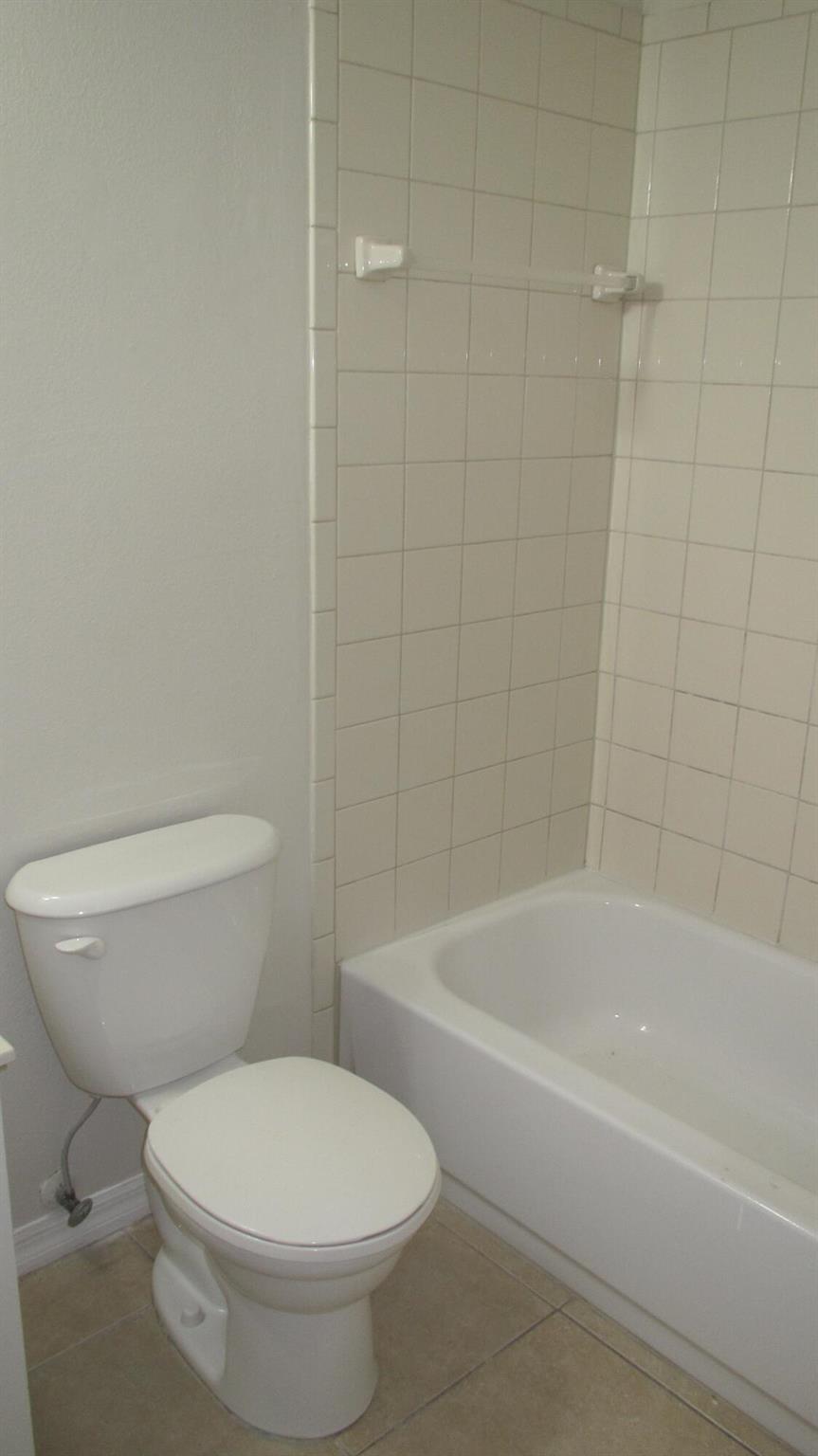 PORT ST LUCIE SECTION 41 - Residential Lease