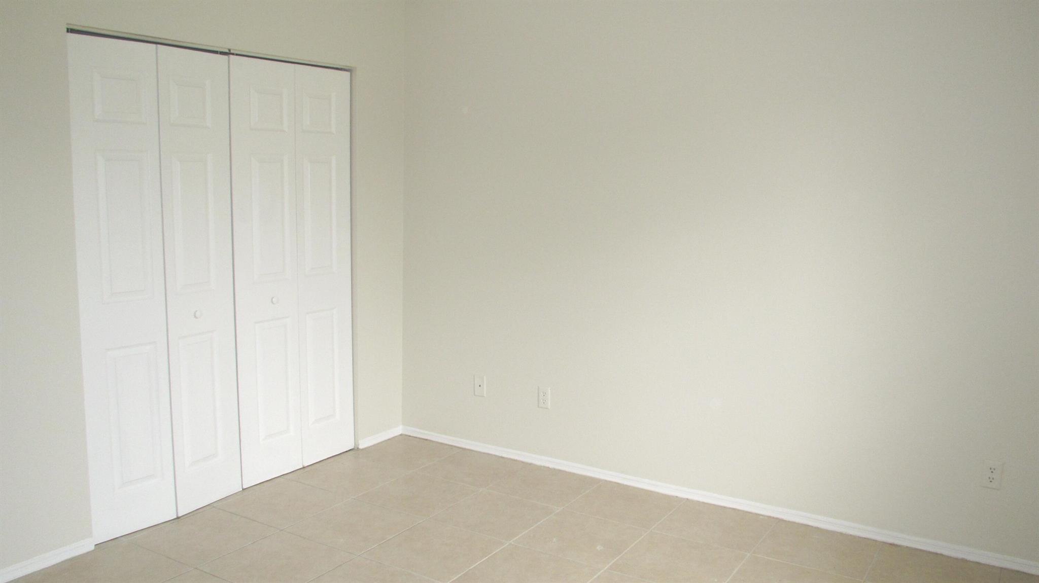 PORT ST LUCIE SECTION 41 - Residential Lease