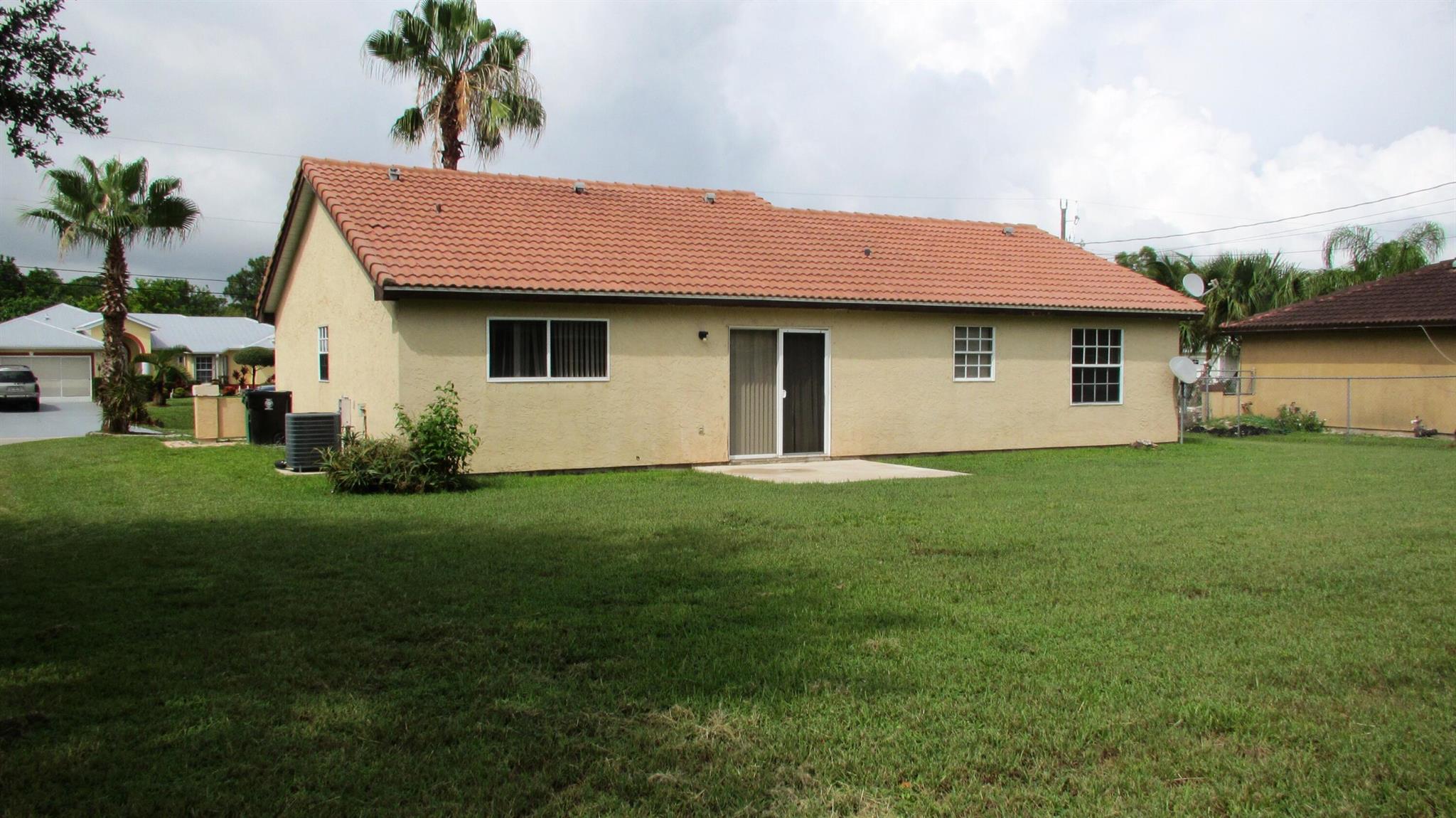 PORT ST LUCIE SECTION 41 - Residential Lease