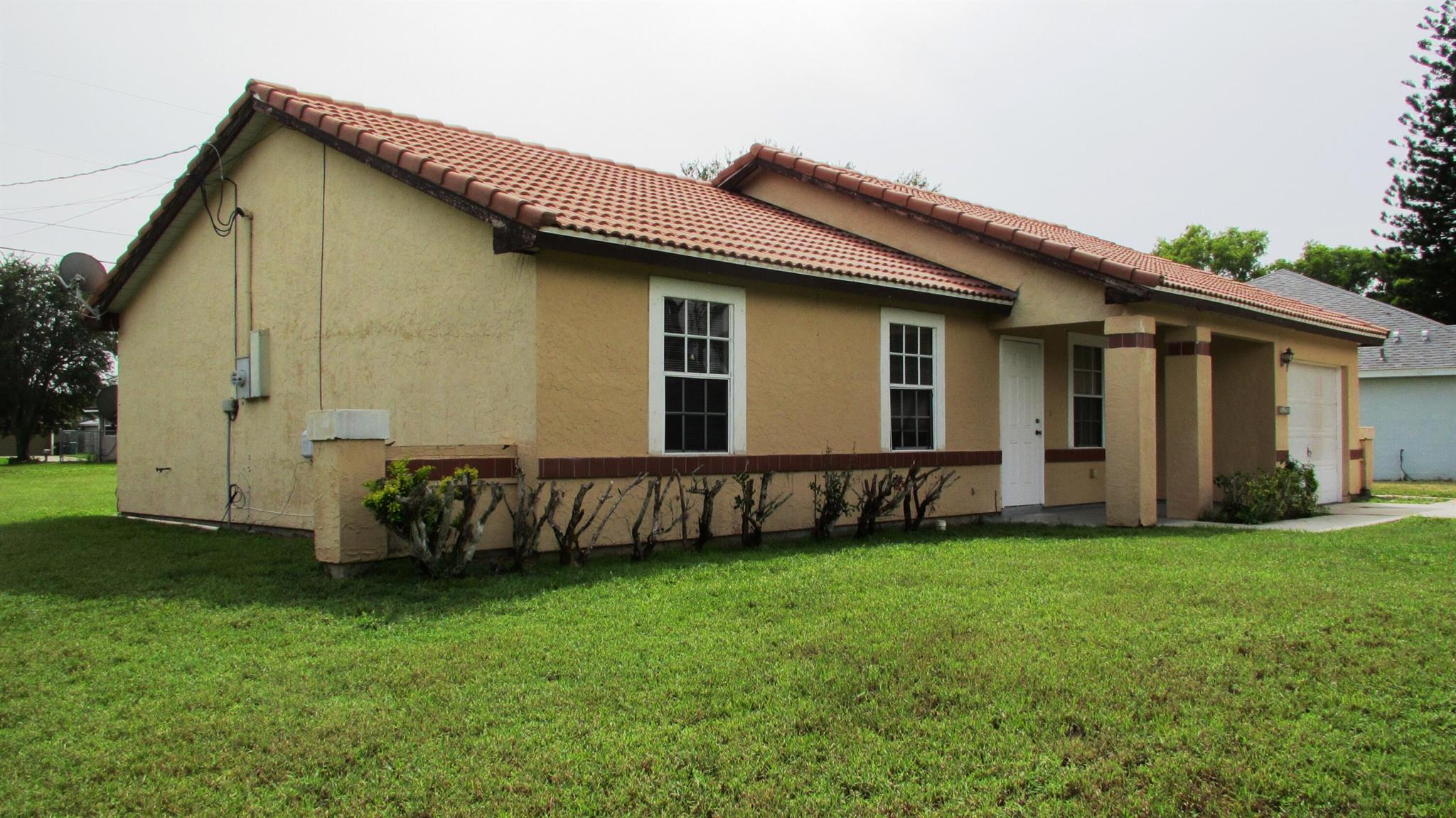PORT ST LUCIE SECTION 41 - Residential Lease