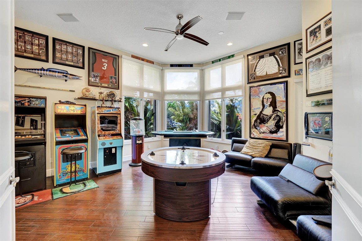 Pine Tree Estates - Residential