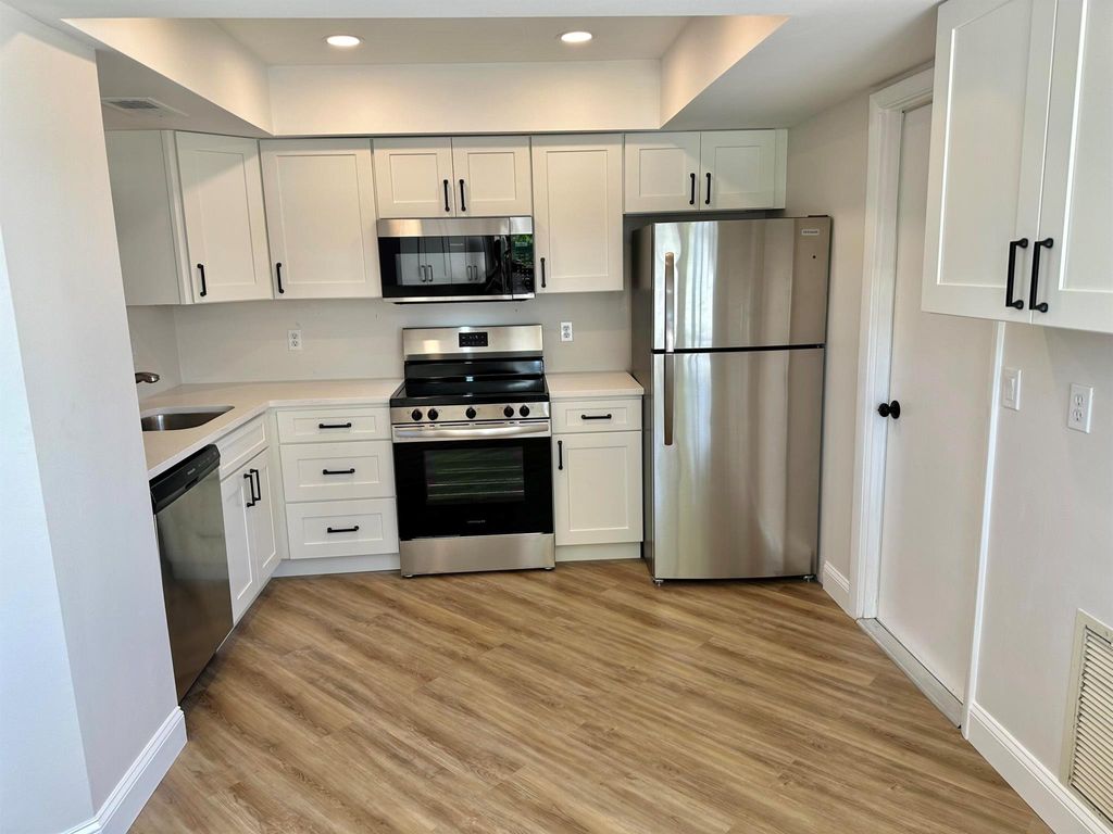 Photo of 124 Stillwater Circle, Jupiter, FL 33458 (MLS # R11003960)