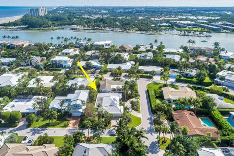 A home in Jupiter Inlet Colony