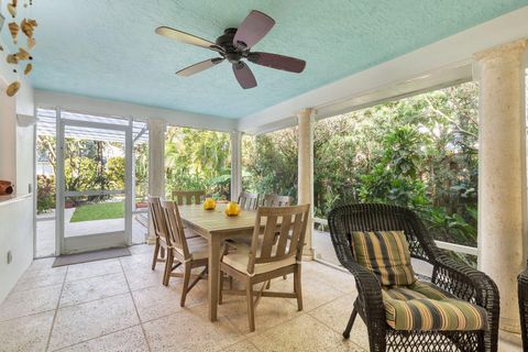 A home in Jupiter Inlet Colony