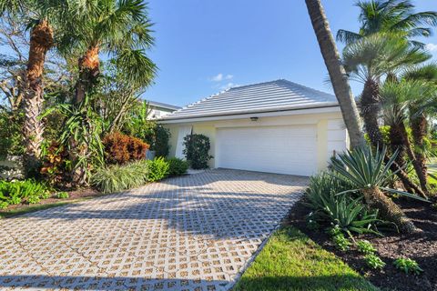 A home in Jupiter Inlet Colony