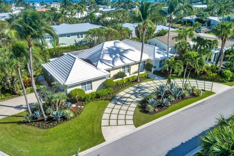 A home in Jupiter Inlet Colony