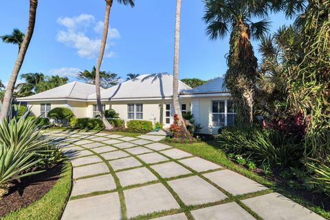 A home in Jupiter Inlet Colony