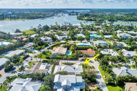 A home in Jupiter Inlet Colony