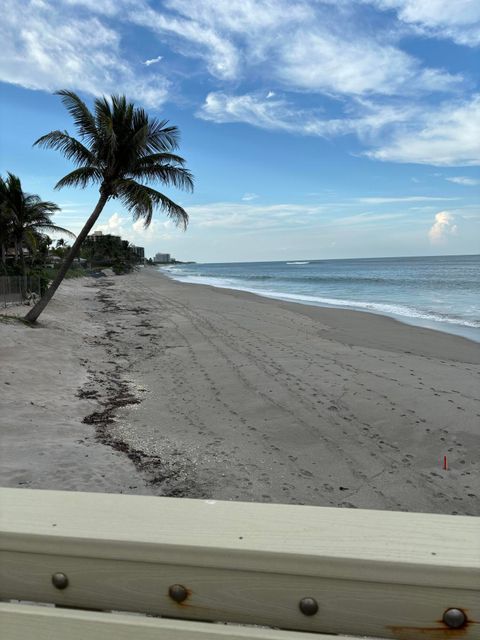 A home in Jupiter Inlet Colony