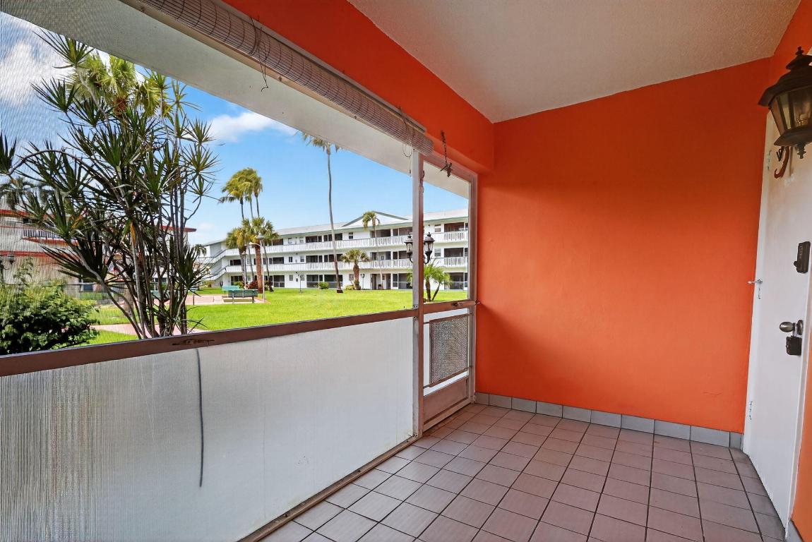 BEVERLY HILLS CONDO NUMBER SEVEN - Residential