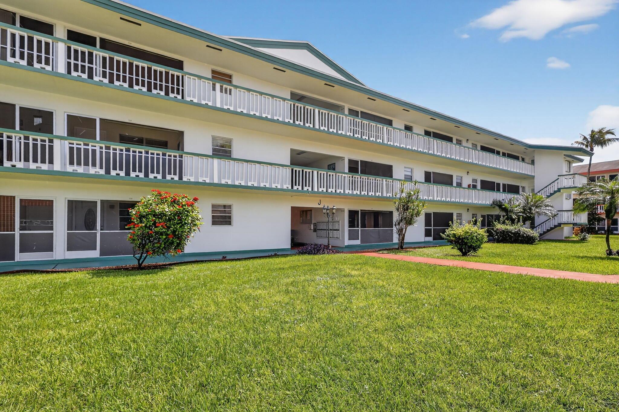 BEVERLY HILLS CONDO NUMBE - Residential