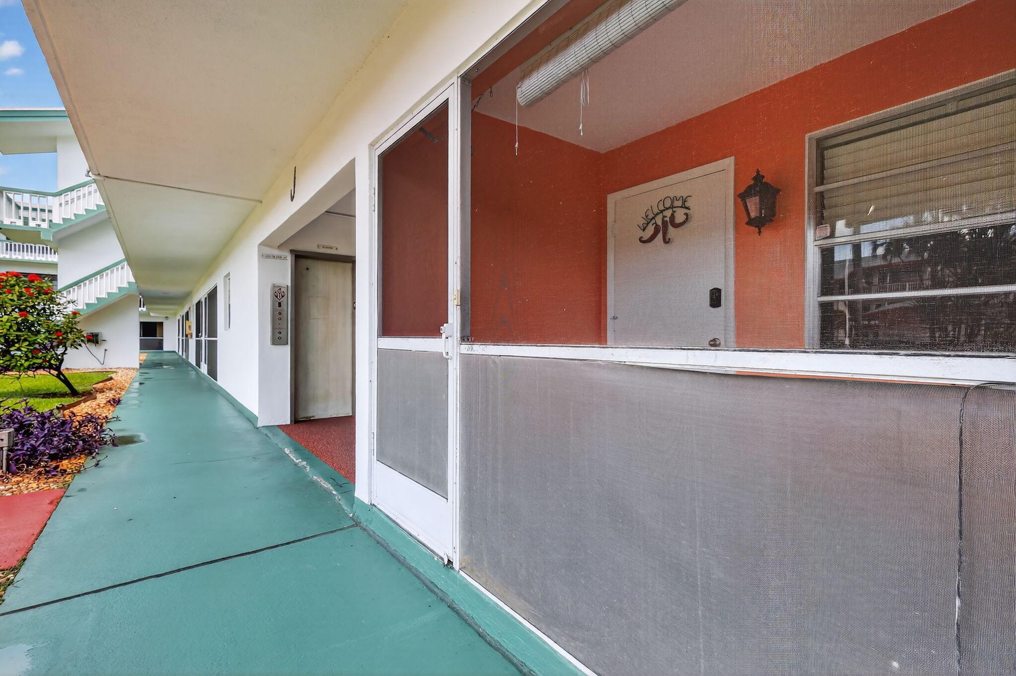 BEVERLY HILLS CONDO NUMBE - Residential