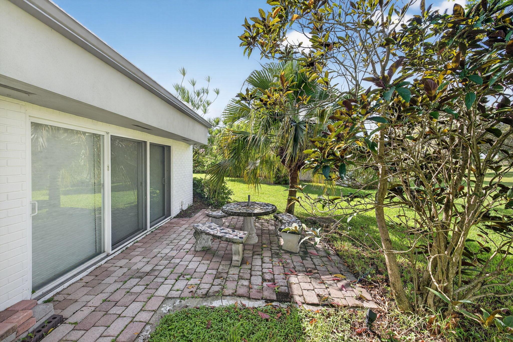 WOODLANDS SEC TWO-PHASE O - Residential Lease