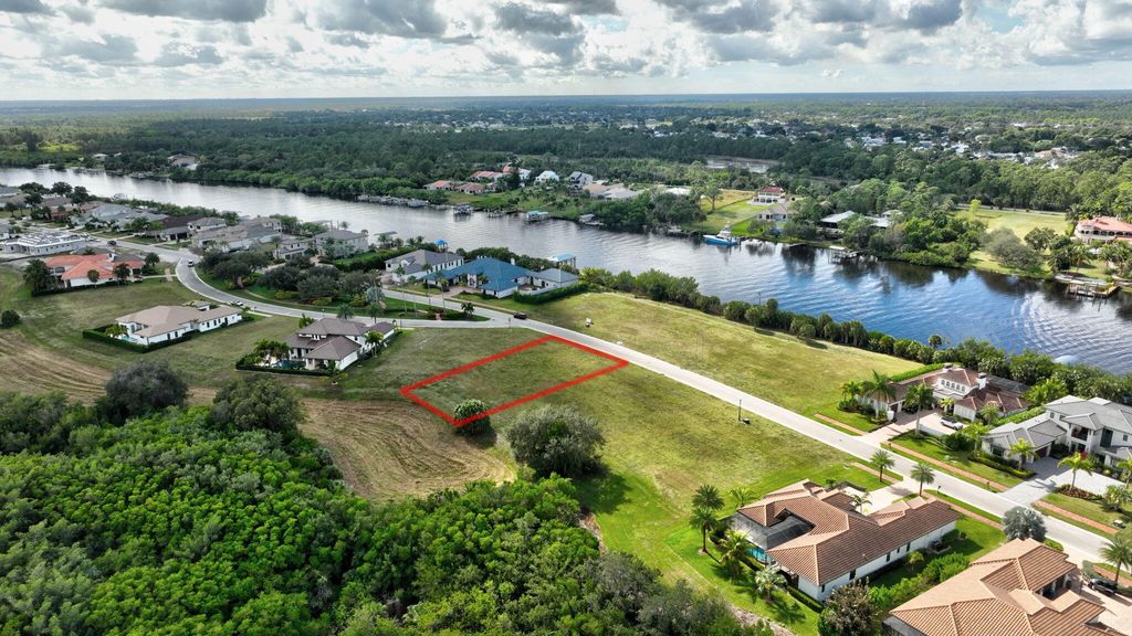 Photo of 146 SE Fiore Bello, Port Saint Lucie, FL 34952 (MLS # R11116335)